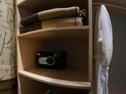 Люкс + 2 кімнатний великий