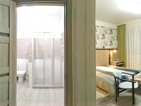 Suite + 1 room 2 seats